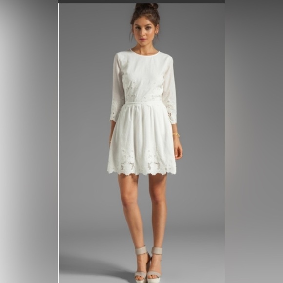 DV by Dolce Vita Dresses & Skirts - Dolce Vita White Eyelet Dress size XS